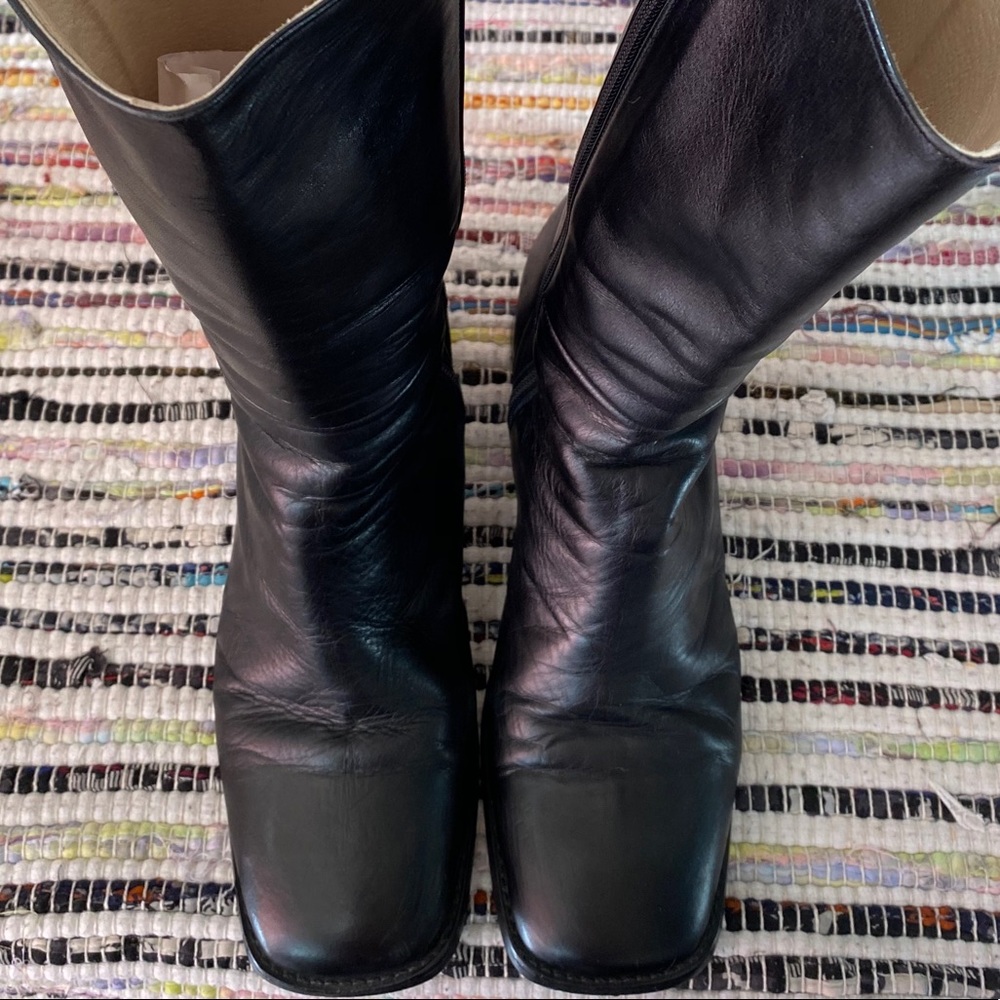 SOLD:.90s Black Leather Mid-Calf Chunky Boots - Picture 8 of 16